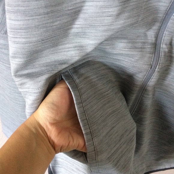 The North Face side slit full zip hoodie - Picture 6 of 8